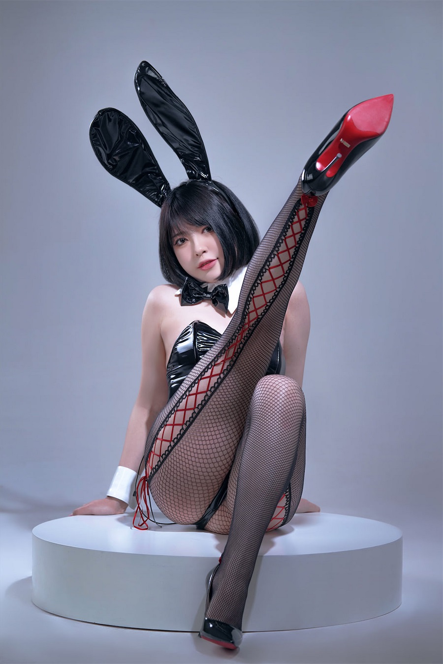 半半子-Bunny Vol.02[75P] 小姐姐 预览2图